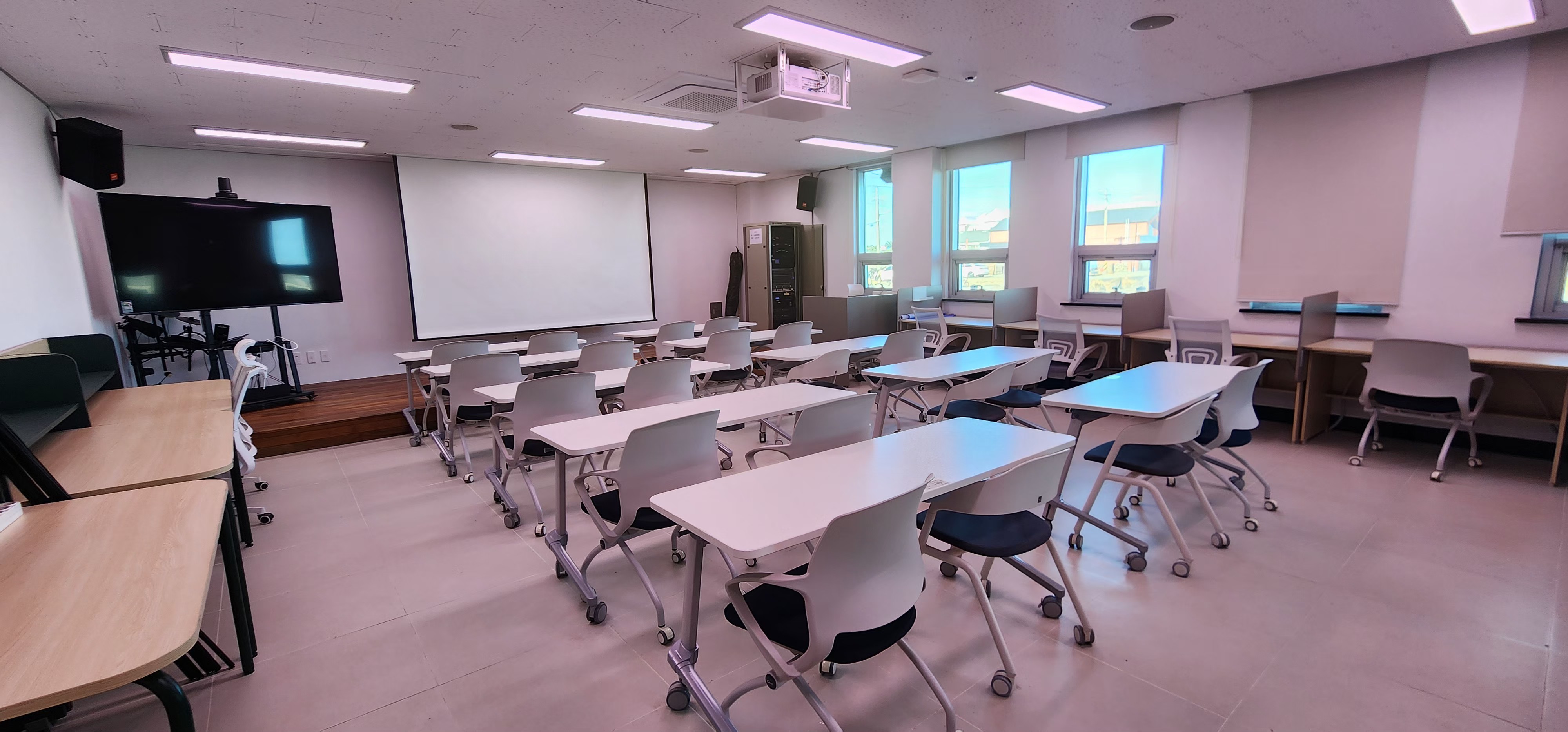 어울림센터 회의실